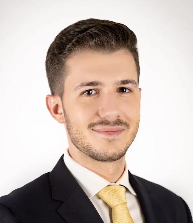 Darwish Alabyad, MD, MS An image showcasing Darwish Alabyad, MD, MS, a PGY-1 Radiology Resident at George Washington University in Washington, highlighting his professional journey and achievements.