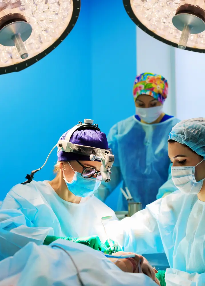 Oculoplastic Surgery U.S Clinical Rotation in California An image promoting an oculoplastic surgery U.S clinical rotation in California, highlighting the opportunities and experiences available in this specialized program.